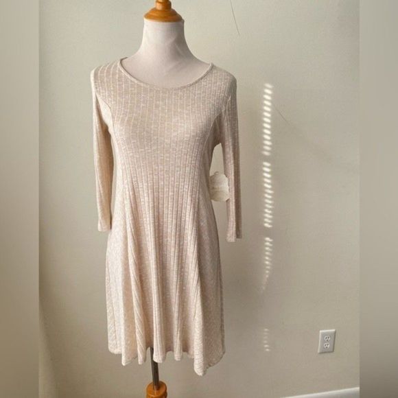 Altar'd State NWT ribbed knit dress stretch A-line heather tan women’s size S - Picture 3 of 12